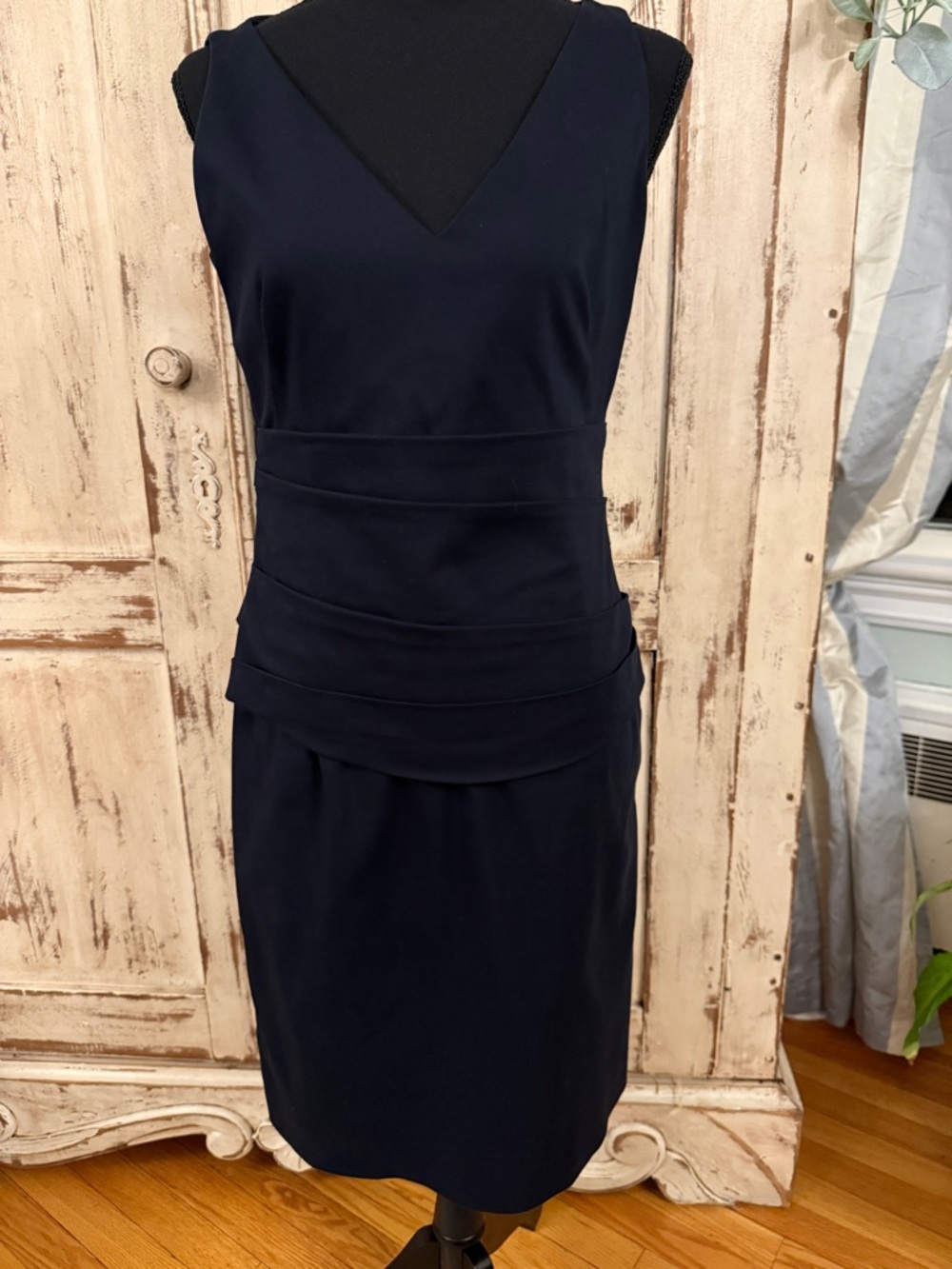 Akris punto fitted sleeveless dress. Navy blue. Size 8. Midi. Cotton blend